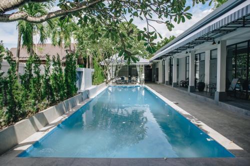 La Riva Boutique Hotel Room Type - Family Suite with Pool Access