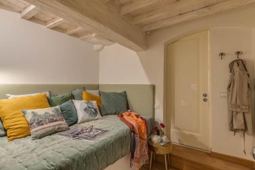 Apartments Florence Borgo San Lorenzo Terrace - image 12