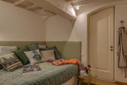 Apartments Florence Borgo San Lorenzo Terrace - image 5