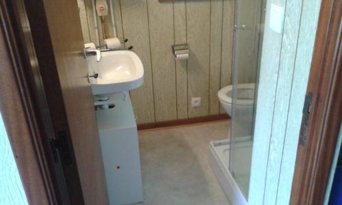 Chalet, Ferienwohnung in Vesin