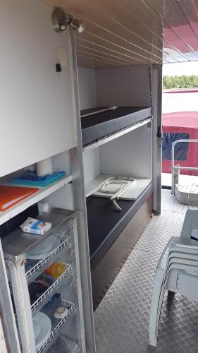 Hausboot Krakow am See Forelle 1 und 2 in 克拉科夫 安 湖