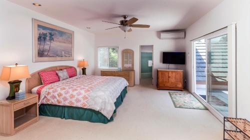 Ali'i Point Spacious and Private Oceanfont Villa with A/C thumb 4