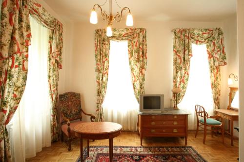 Villa Solitude - image 2
