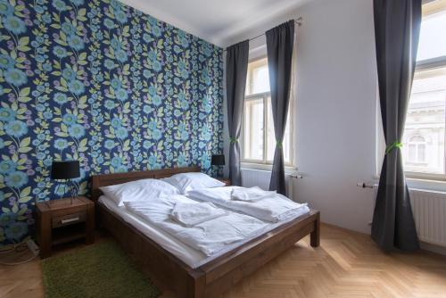 Double Room image 3