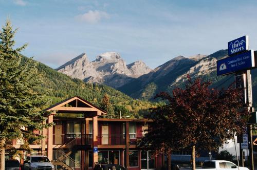 . Canadas Best Value Inn and Suites Fernie