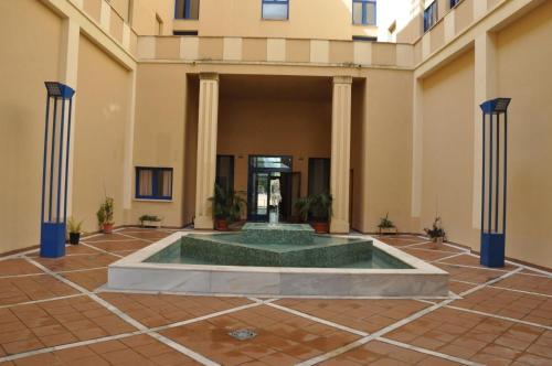 Apartamentos Luxsevilla Palacio - image 7