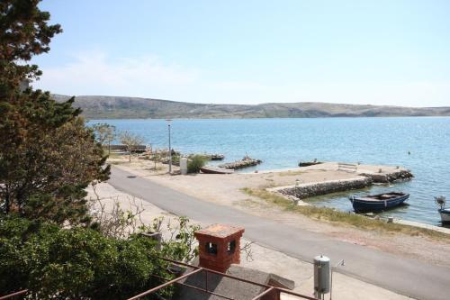 Rooms by the sea Kustici Pag - 6288 - image 2