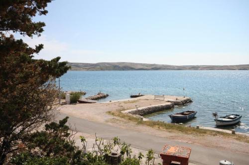 Rooms by the sea Kustici Pag - 6288 - image 8