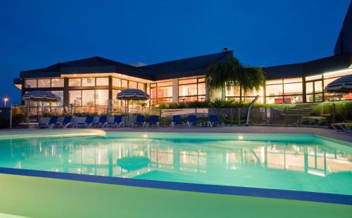 Piscina, Novotel Amboise in Amboise