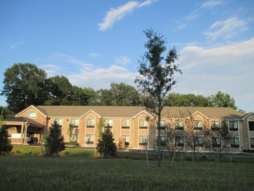 A szálláshely kívülről, Red Carpet Inn and Suites Monmouth JCT in South Brunswick