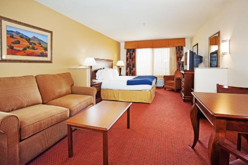 Holiday Inn Express Hotel & Suites Tooele, an IHG Hotel