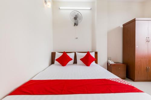 Standard Double Room image 4
