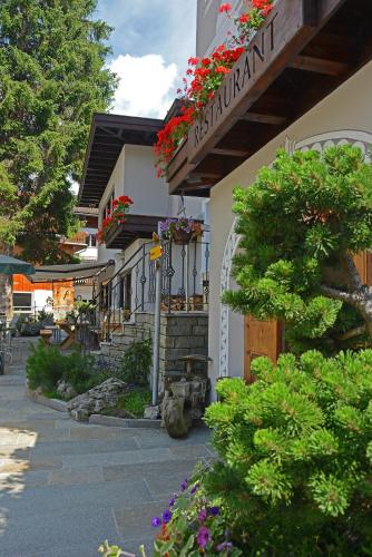 ทัศนียภาพภายนอกโรงแรม, Hotel Wynegg in คลอสเตอร์ส