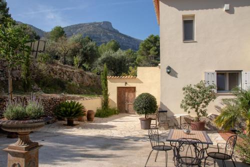 Villa Foia Vella - adults only 3