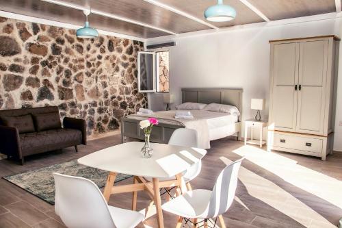 Fasiliti, El Callao II Suites in La Asomada