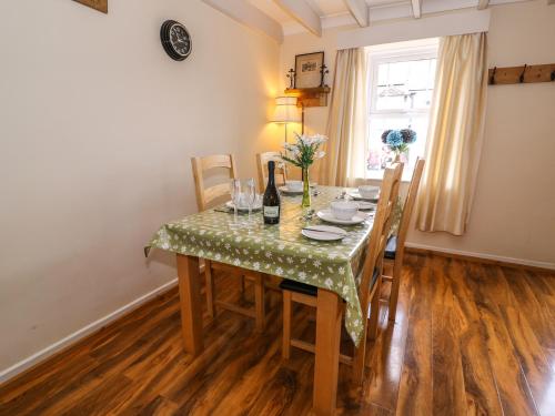 Cozy Cwtch Cottage - image 7