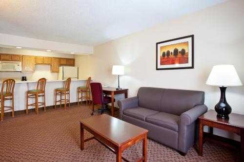 Baymont Inn & Suites Merrillville