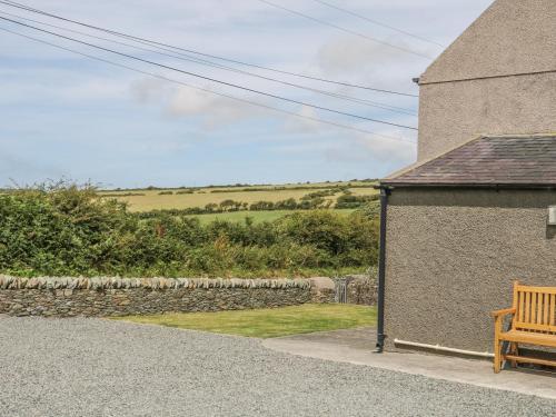 Glasfryn - image 13