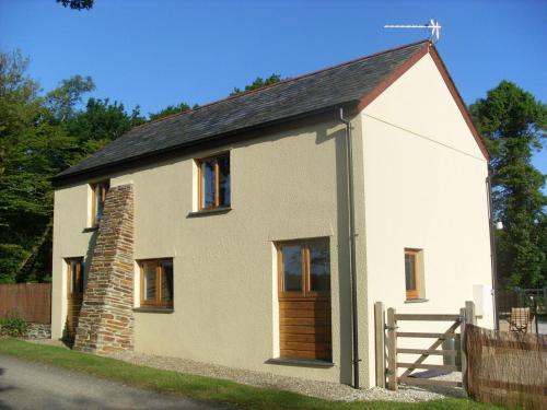 Acorn Cottage, Broadwoodwidger, , Devon