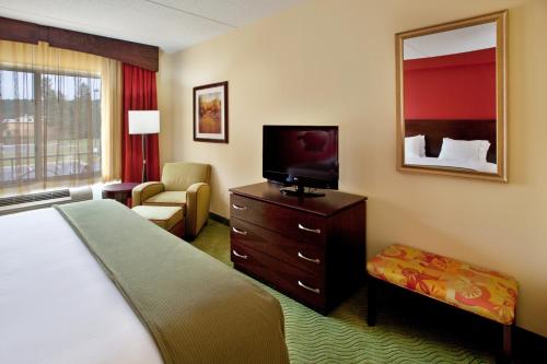 Holiday Inn Express & Suites - Spartanburg-North, an IHG Hotel