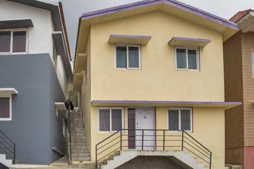 

Well-appointed 2 BHK, a short walk from Ooty Lake, by GuestHouser