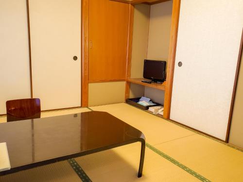 Japanese-Style Room