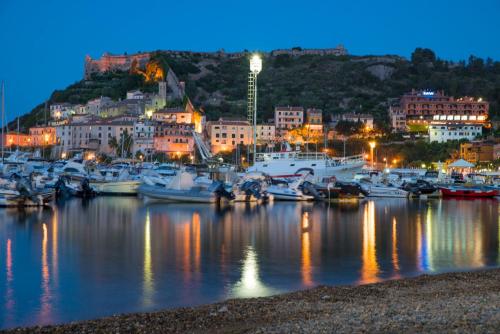  ELEGANT APARTMENT IN PORTO ERCOLE, Pension in Porto Ercole bei Isola di Giannutri