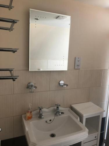 The Promenade Guest House - image 4