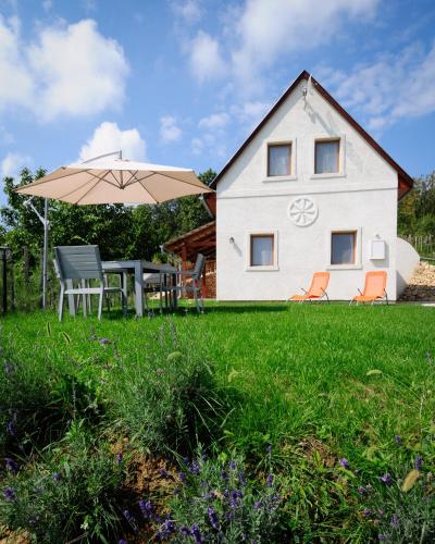  Tulipán Ház, Unterkunft in Balatonudvari