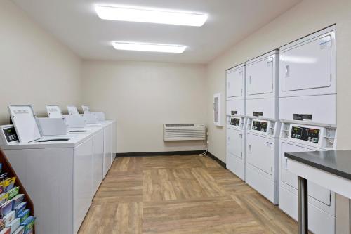 Extended Stay America Premier Suites - San Francisco - Belmont - image 4