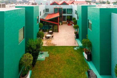Excellence Express & Suites in San Juan del Río, Mexico