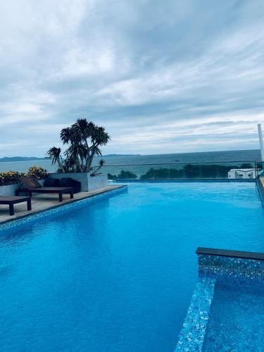 惊爆「低价惊喜」海景别墅临海20米 整栋3室3卫可做饭可烧烤带露台 惊爆「低价惊喜」海景别墅临海20米 整栋3室3卫可做饭可烧烤带露台