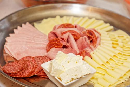 Hotel Max Inn - image 2