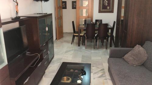 MALDONADO LUJO SUPERIOr CENTRO MALAGA 1