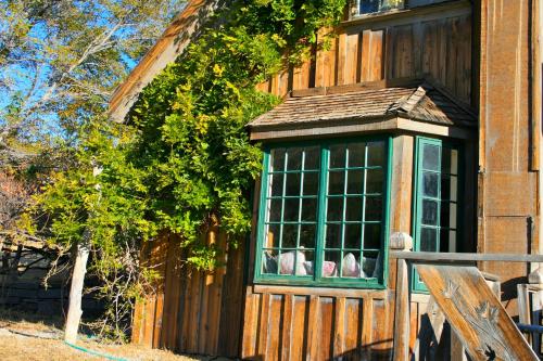 Old Pioneer Garden Country Inn - 출입구
