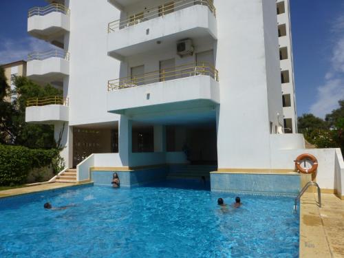  Alvor, T1+1 apartment w/ pool, in Portimão in Alvor