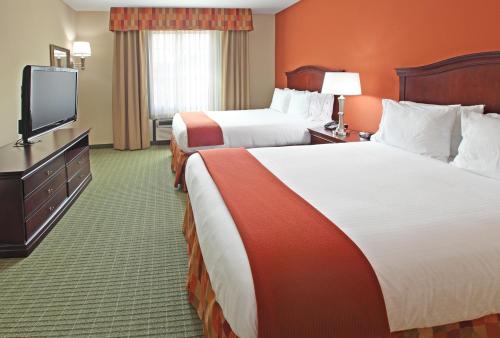 Holiday Inn Express Hotel & Suites Henderson - Traffic Star, an IHG Hotel