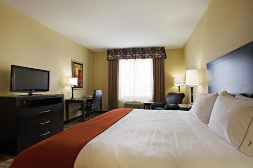 Holiday Inn Express and Suites Snyder, an IHG Hotel