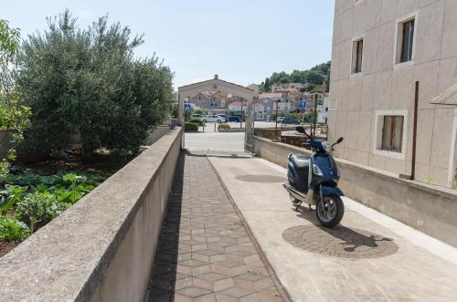 Apartment and Room Ilija - image 2