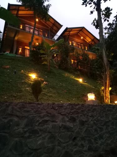 Deluxe Double or Twin Room with Mountain View room in 3Arch Eco Cottage Ella