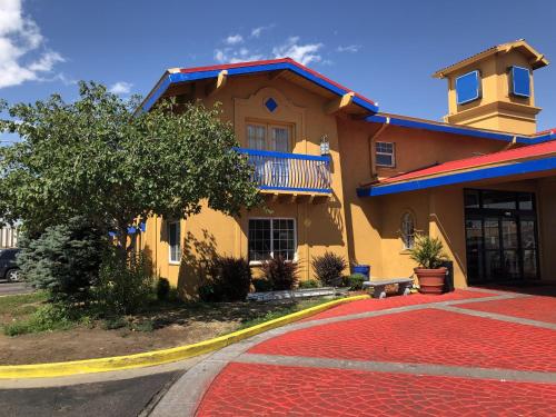 Americas Best Value Inn Denver