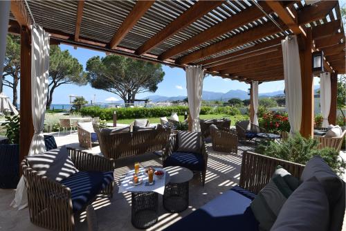 บริการและสิ่งอำนวยความสะดวก, Hotel La Roya in แซงต์ ฟลอรอง