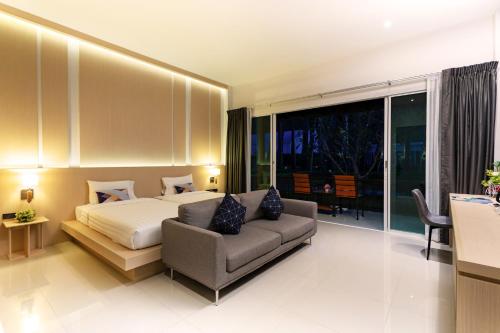 room detail thumbnail 0