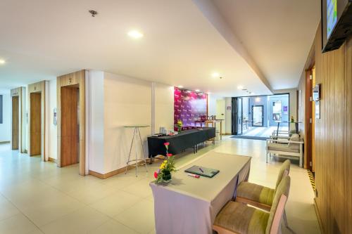 Business center, PLAAI Prime Hotel Rayong (Formerly D Varee Diva Central Rayong) (SHA Extra Plus) in Rayong