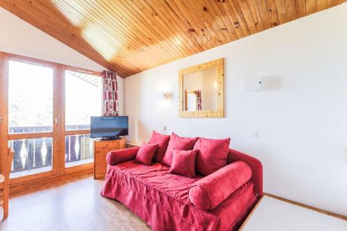 1 double bed, 3 sofa beds
