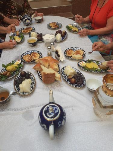 Food and beverages, Madina-Mehribon in Bukhoro