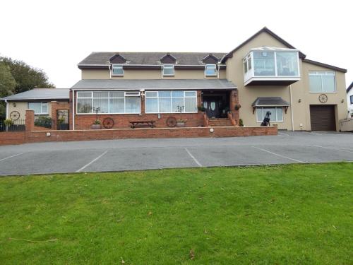 Lakeland Guest House, , West Wales