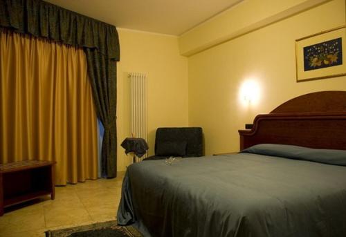 Hotel Duca Di Calabria - 편의 시설/서비스