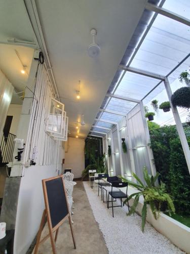 gedeelde lounge/tv-ruimte, The Park Society in Nacht bazaar