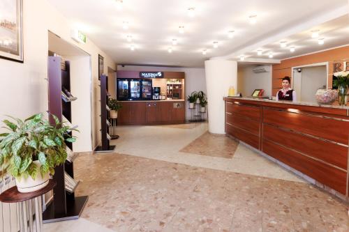 Maxima Slavia Hotel